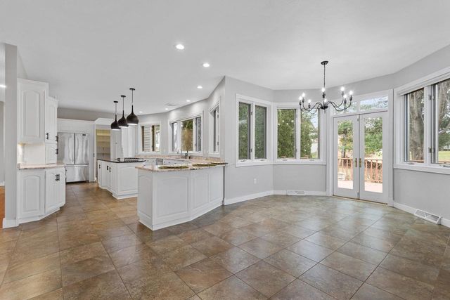 3121 SQUIRE COURT, Green Bay, WI 54313