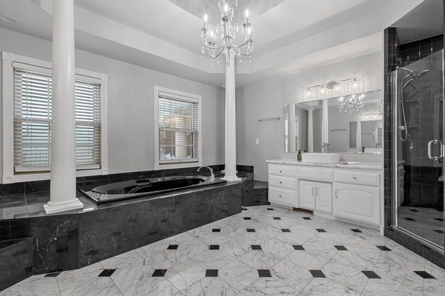 3121 SQUIRE COURT, Green Bay, WI 54313