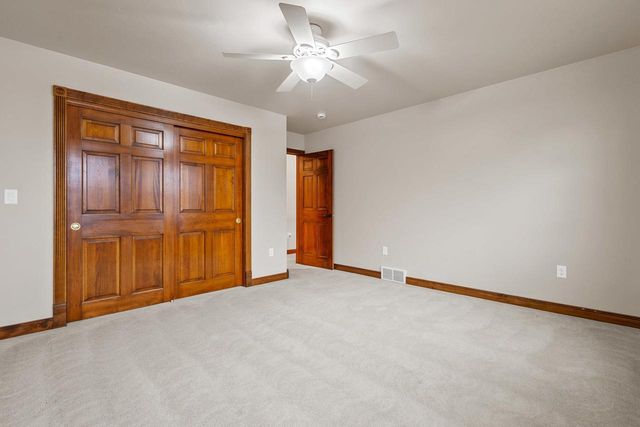 3121 SQUIRE COURT, Green Bay, WI 54313