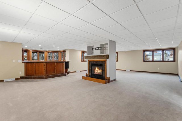 3121 SQUIRE COURT, Green Bay, WI 54313