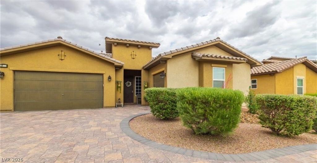 2556 Coral Sky Court, Las Vegas, NV 89142