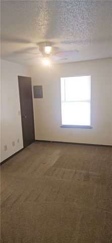 635 N Whitham Avenue 19, Fayetteville, AR 72701