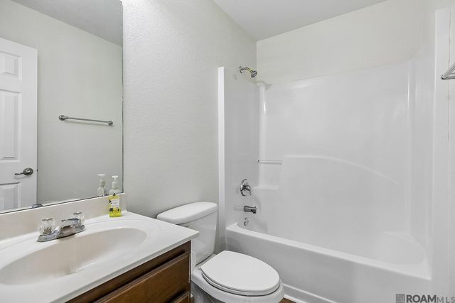 35036 Madisonville Dr, Denham Springs, LA 70706