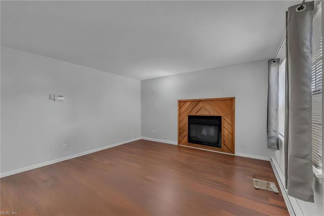 9532 5th Bay St Apt C, Norfolk, VA 23518