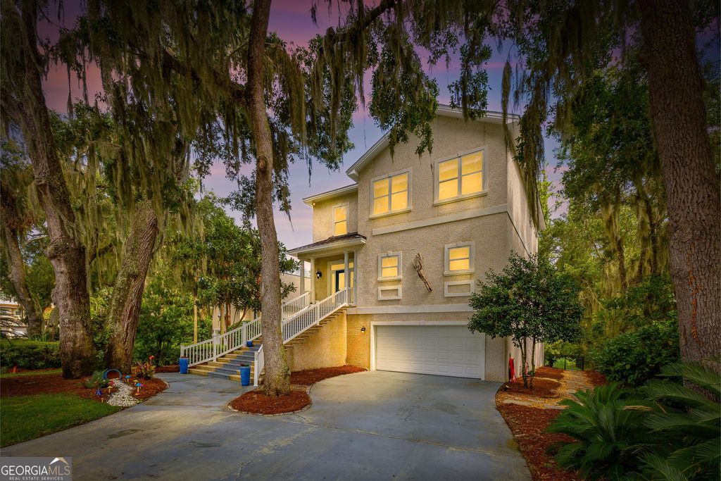 104 Montrose, St. Simons, GA 31522