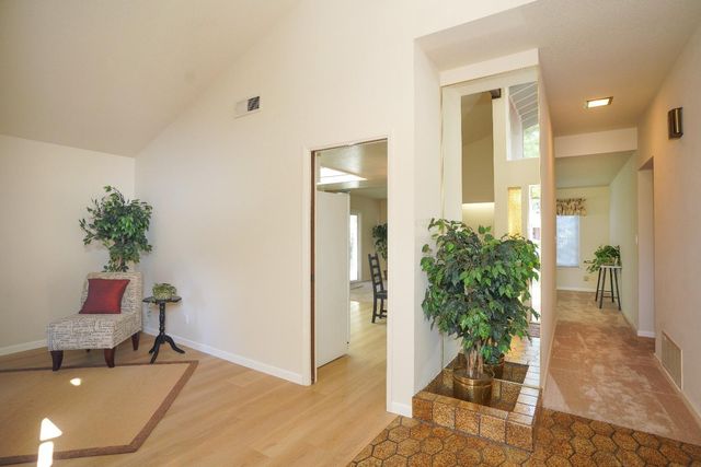 8878 Nimbus Way, Orangevale, CA 95662
