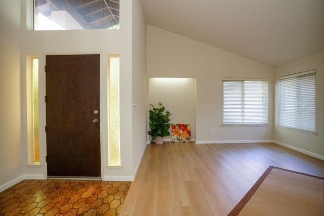 8878 Nimbus Way, Orangevale, CA 95662