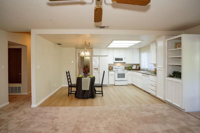 8878 Nimbus Way, Orangevale, CA 95662