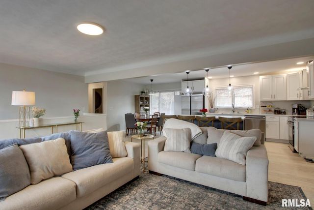 1628 WILMAR Drive, Quincy, IL 62301