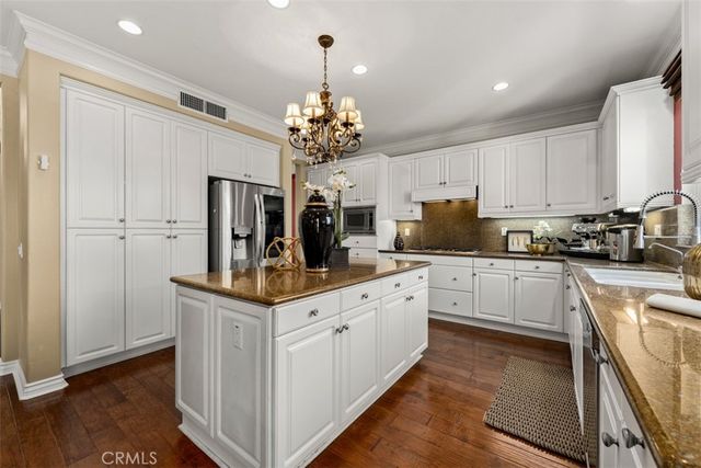 2833 Muir Trail Drive, Fullerton, CA 92833