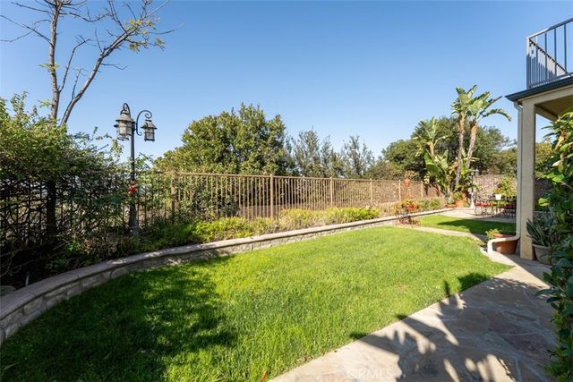 2833 Muir Trail Drive, Fullerton, CA 92833