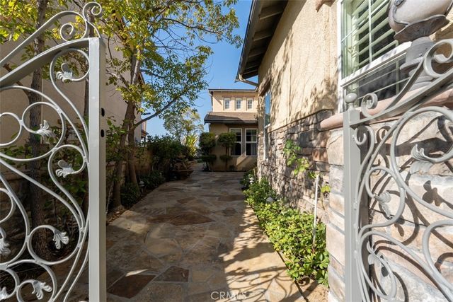 2833 Muir Trail Drive, Fullerton, CA 92833