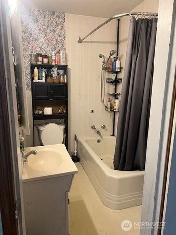 536 E Lauridsen Boulevard, Port Angeles, WA 98362