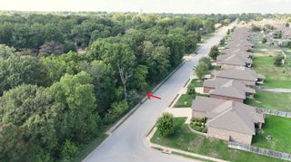 5815 S Cloverdale Lane, Battlefield, MO 65619