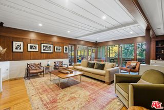 2049 Oakstone Way, Los Angeles, CA 90046