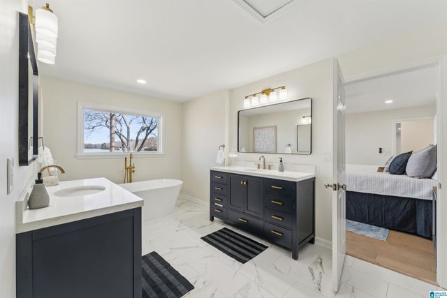 706 BERKLEY DRIVE, Pell City, AL 35128