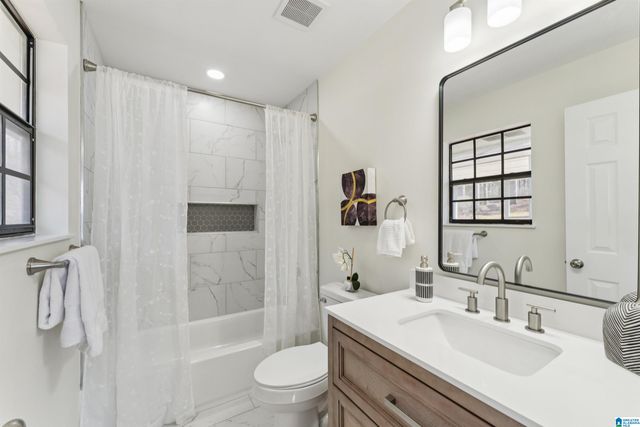 706 BERKLEY DRIVE, Pell City, AL 35128