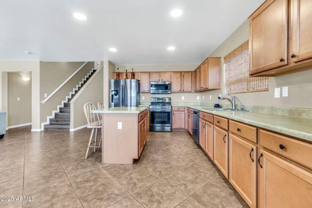 38052 N AMY Lane, San Tan Valley, AZ 85140