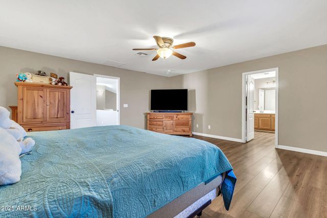 38052 N AMY Lane, San Tan Valley, AZ 85140