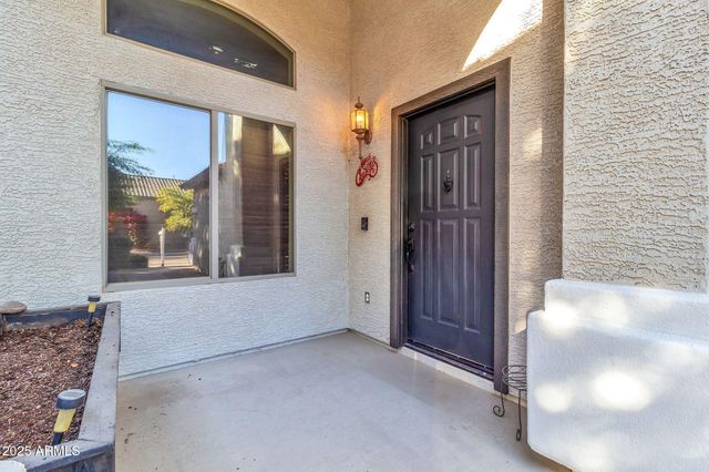 38052 N AMY Lane, San Tan Valley, AZ 85140