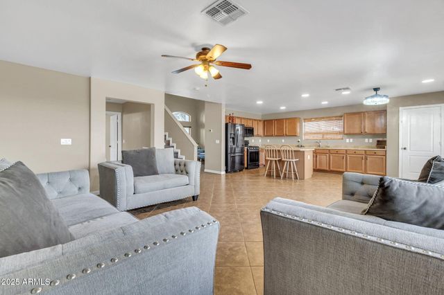 38052 N AMY Lane, San Tan Valley, AZ 85140