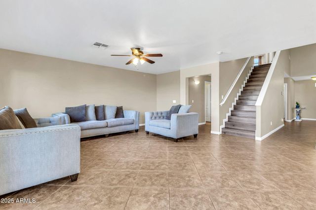 38052 N AMY Lane, San Tan Valley, AZ 85140