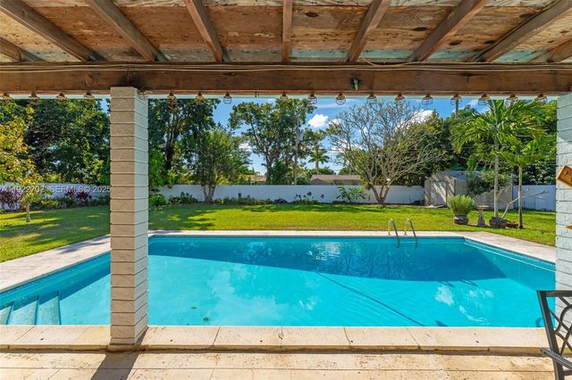 9340 SW 178th Street, Palmetto Bay, FL 33157