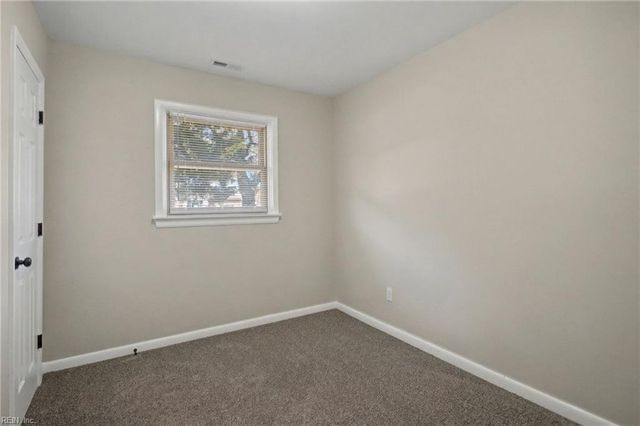 4113 Candlewood DR, Hampton, VA 23666