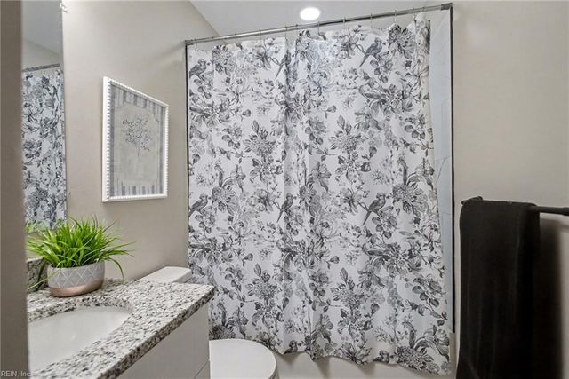 4113 Candlewood DR, Hampton, VA 23666