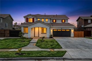 8424 Hoover Court, Oak Hills, CA 92344