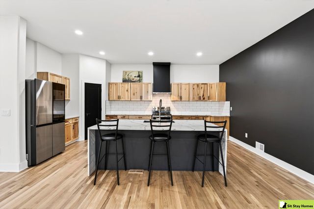 1709 S 28th Street, Omaha, NE 68105