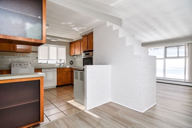 38 Bradford Road, Framingham, MA 01701