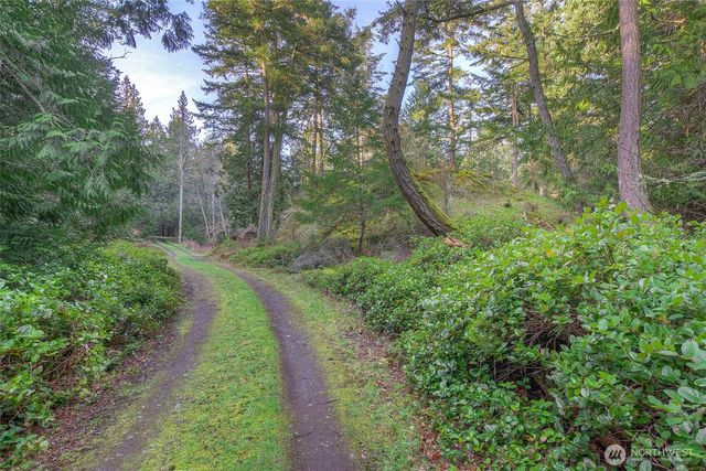 1536 Neck Point Road, Shaw Island, WA 98286