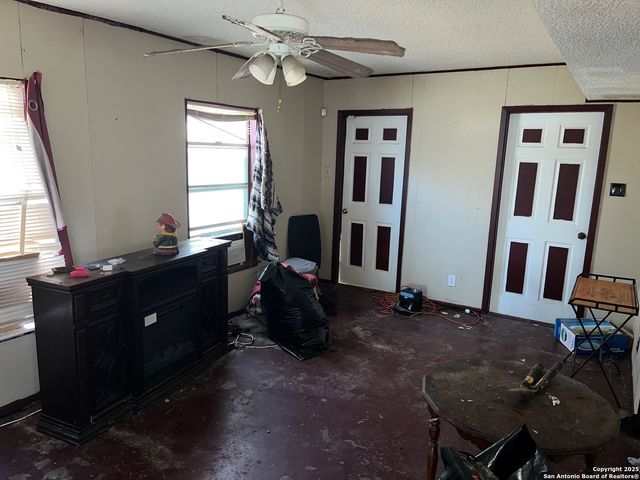 3507 CRESTMONT DR, San Antonio, TX 78217