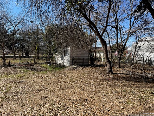 3507 CRESTMONT DR, San Antonio, TX 78217