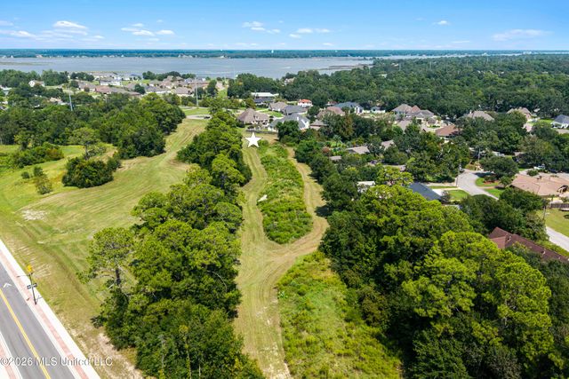 Goose Pointe Boulevard, Biloxi, MS 39532