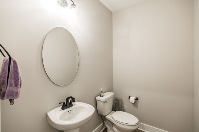 1017 Camden Trl, Greenbrier, TN 37073
