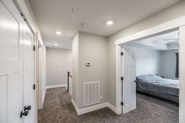 1017 Camden Trl, Greenbrier, TN 37073