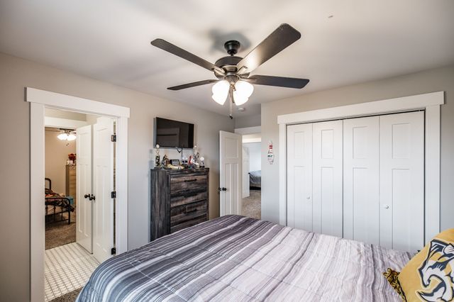 1017 Camden Trl, Greenbrier, TN 37073