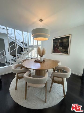 12913 Gilmore Avenue, Los Angeles, CA 90066