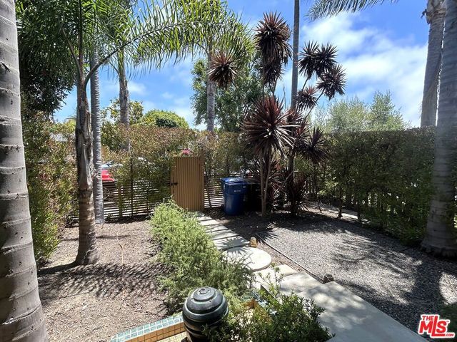 12913 Gilmore Avenue, Los Angeles, CA 90066