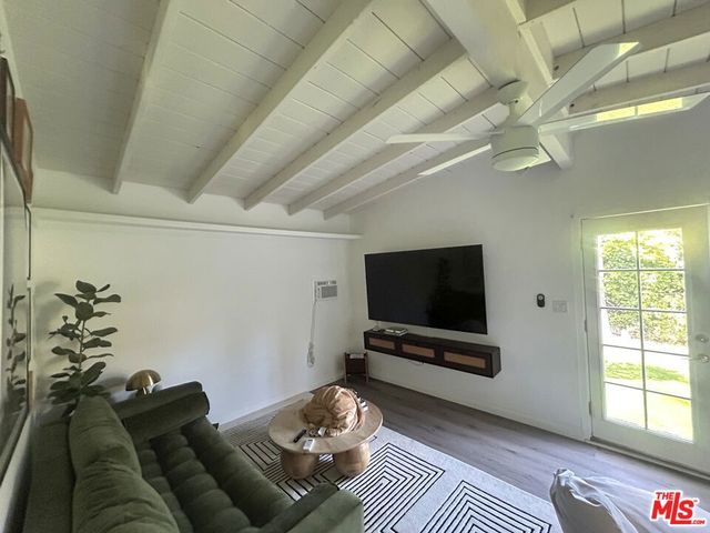 12913 Gilmore Avenue, Los Angeles, CA 90066