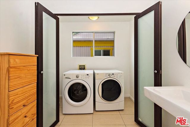 12913 Gilmore Avenue, Los Angeles, CA 90066