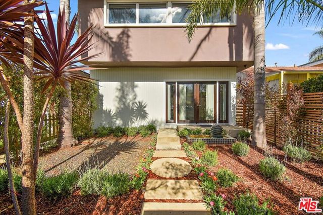 12913 Gilmore Avenue, Los Angeles, CA 90066