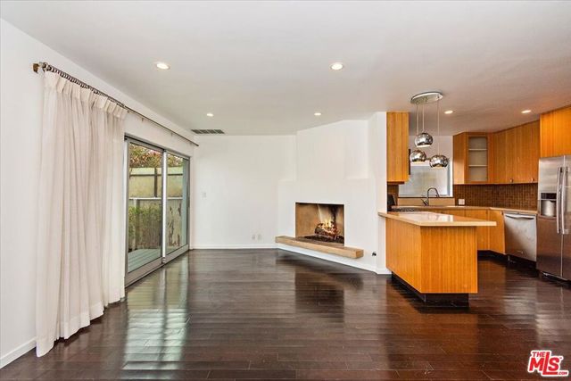 12913 Gilmore Avenue, Los Angeles, CA 90066