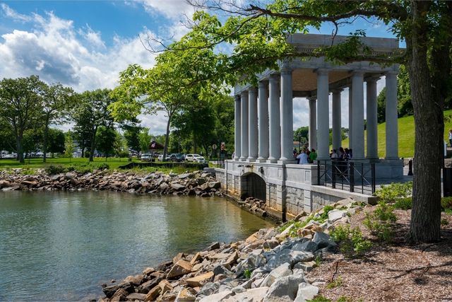49 Keyhole Circle 34-1, Plymouth, MA 02360