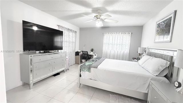 1200 SW 130th Avenue 101G, Pembroke Pines, FL 33027