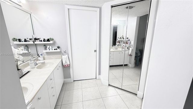1200 SW 130th Avenue 101G, Pembroke Pines, FL 33027