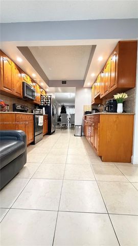 1200 SW 130th Avenue 101G, Pembroke Pines, FL 33027
