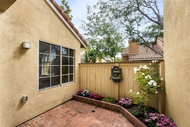 181 Alicante Aisle 236, Irvine, CA 92614